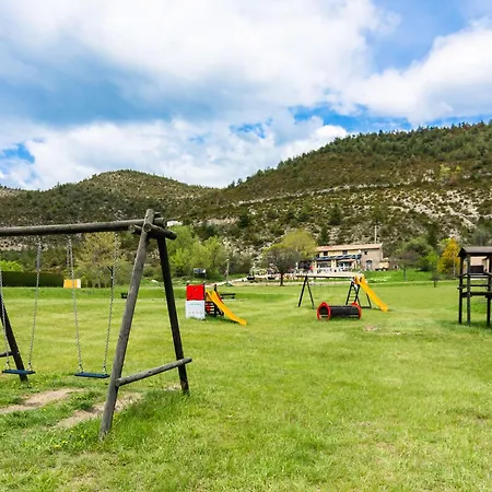 Les Romarins 10 * Castellane
